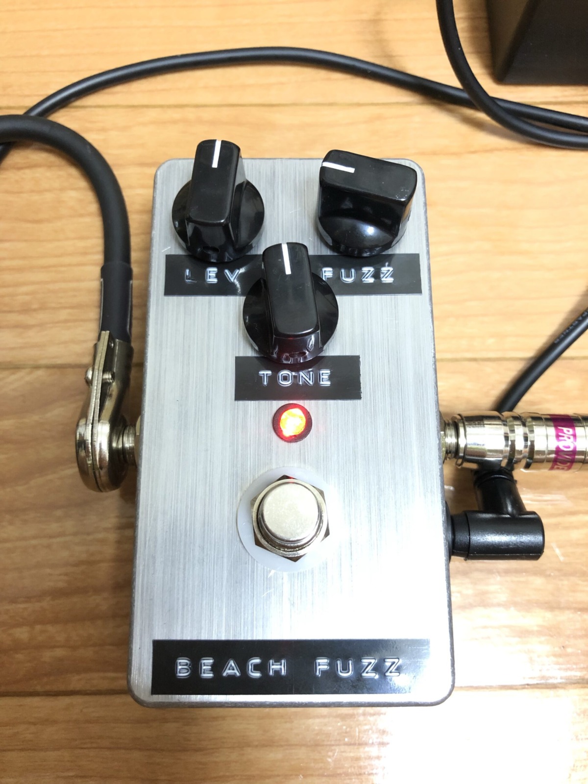 シモンズグランドセール タッキーパーツのエフェクターキットを製作する Beach Fuzz編 ギター
